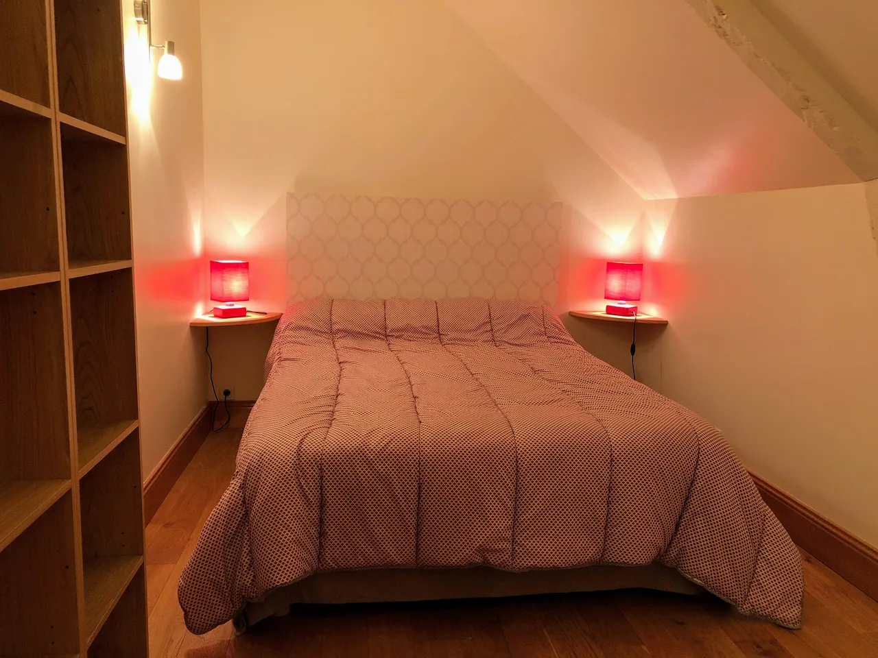Chambre Lit double — Gîte à Roz Maria.