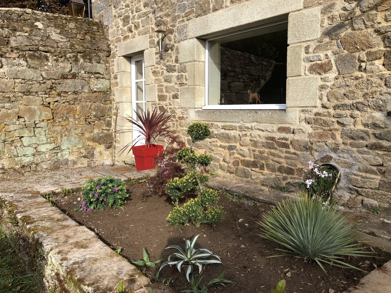 Jardin du Gîte à Roz Maria.