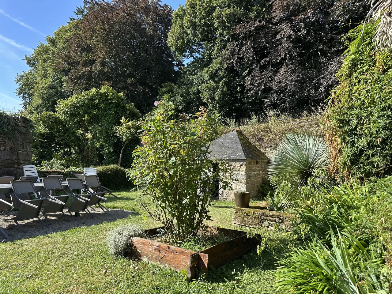 Jardin du Gîte à Roz Maria.