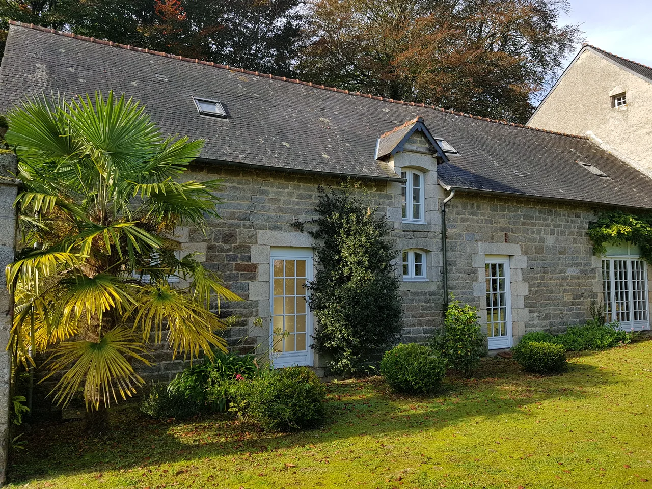 Façade du Gîte à Roz Maria.