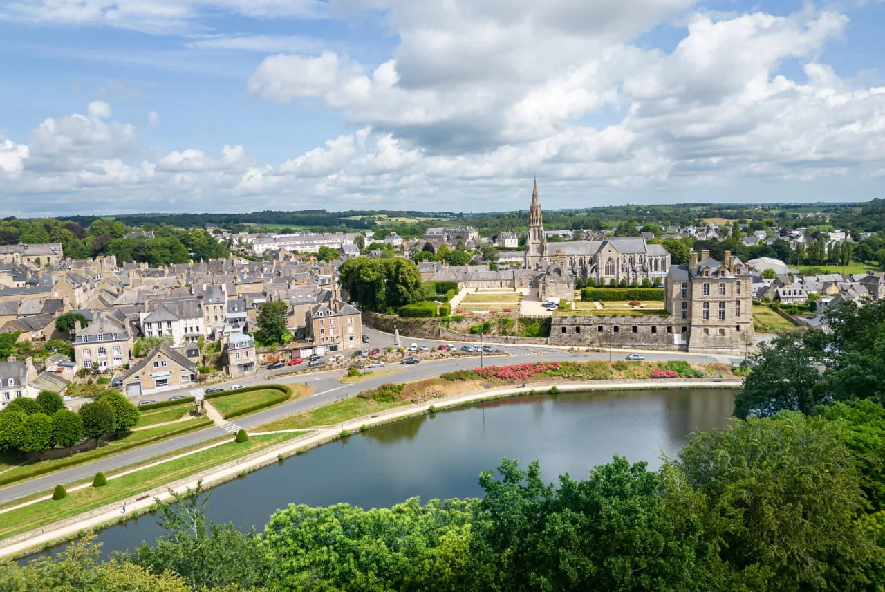 Ville de Quintin